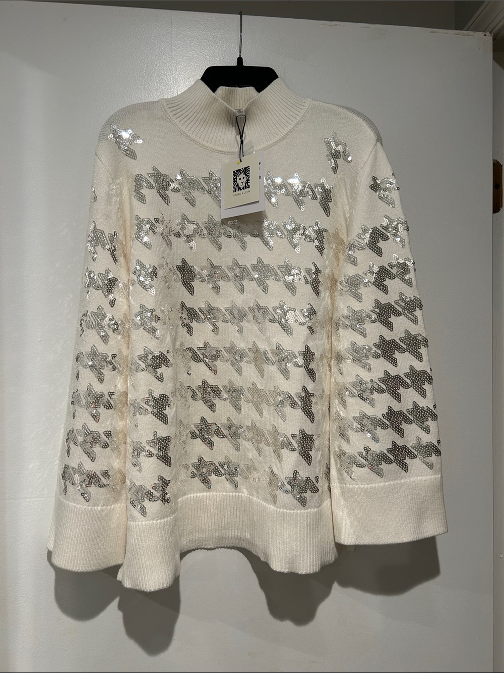 Anne Klein Cream Sequin Houndstooth Mock Neck Sweater